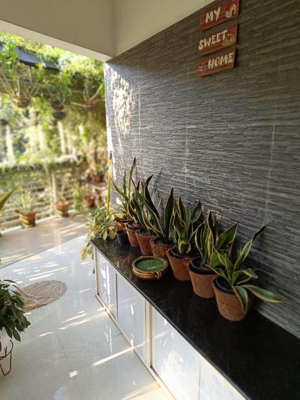 Chaithritha Ladies Homestay Thiruvananthapuram Esterno foto